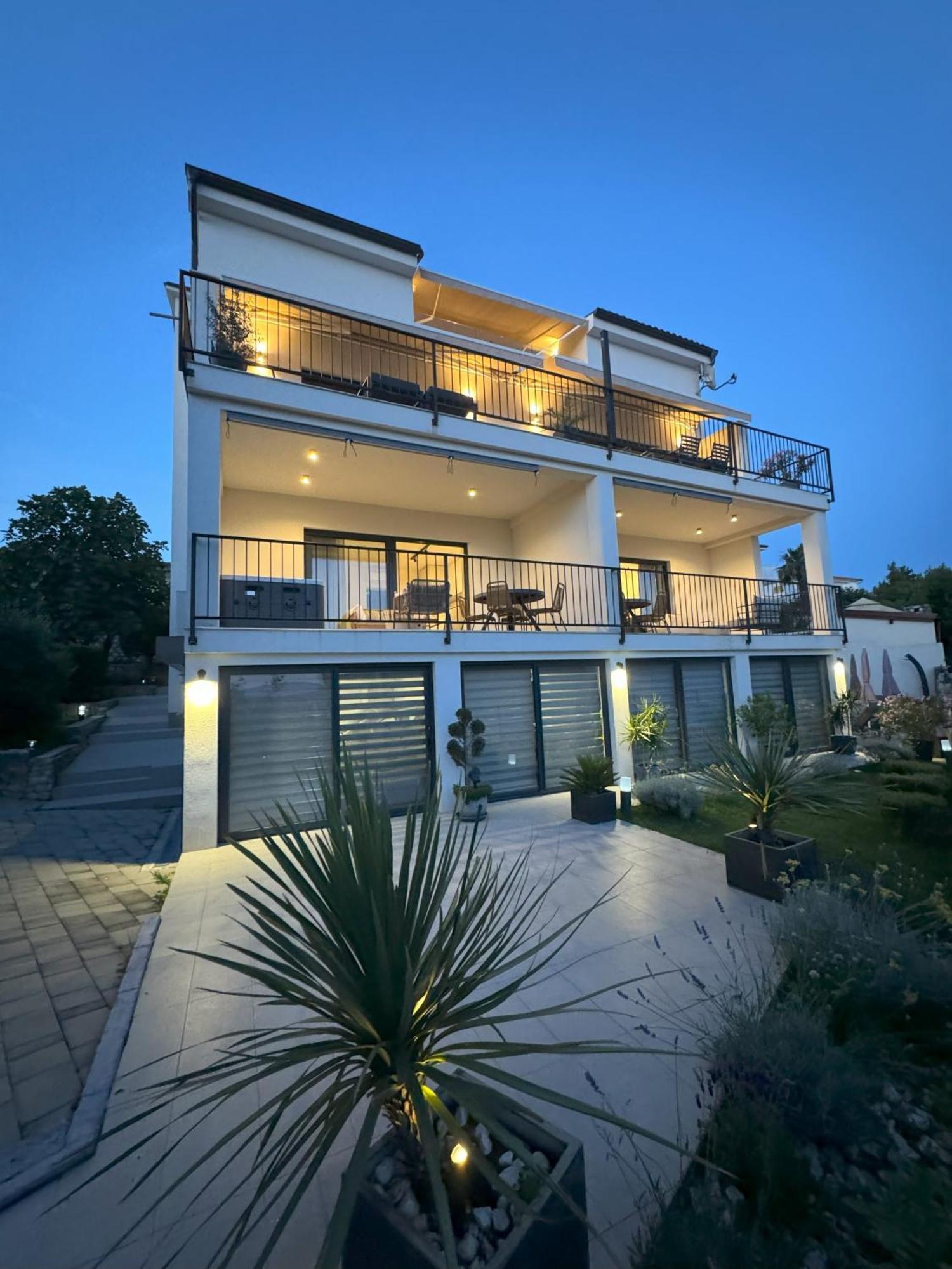 Appartement Frankola With Pool *