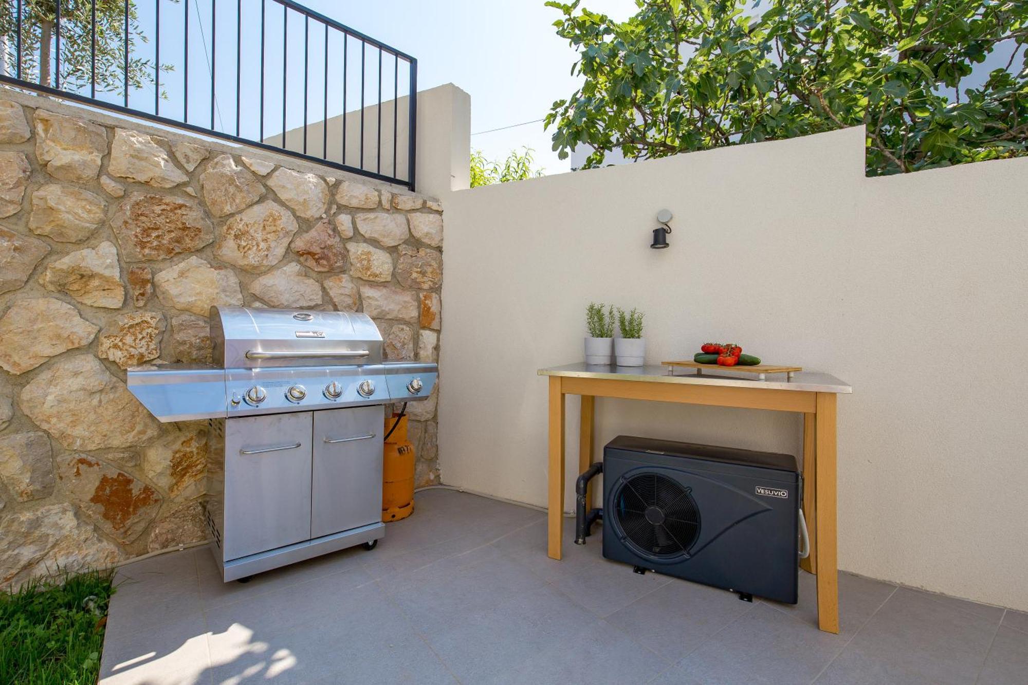 Frankola With Pool Apartman