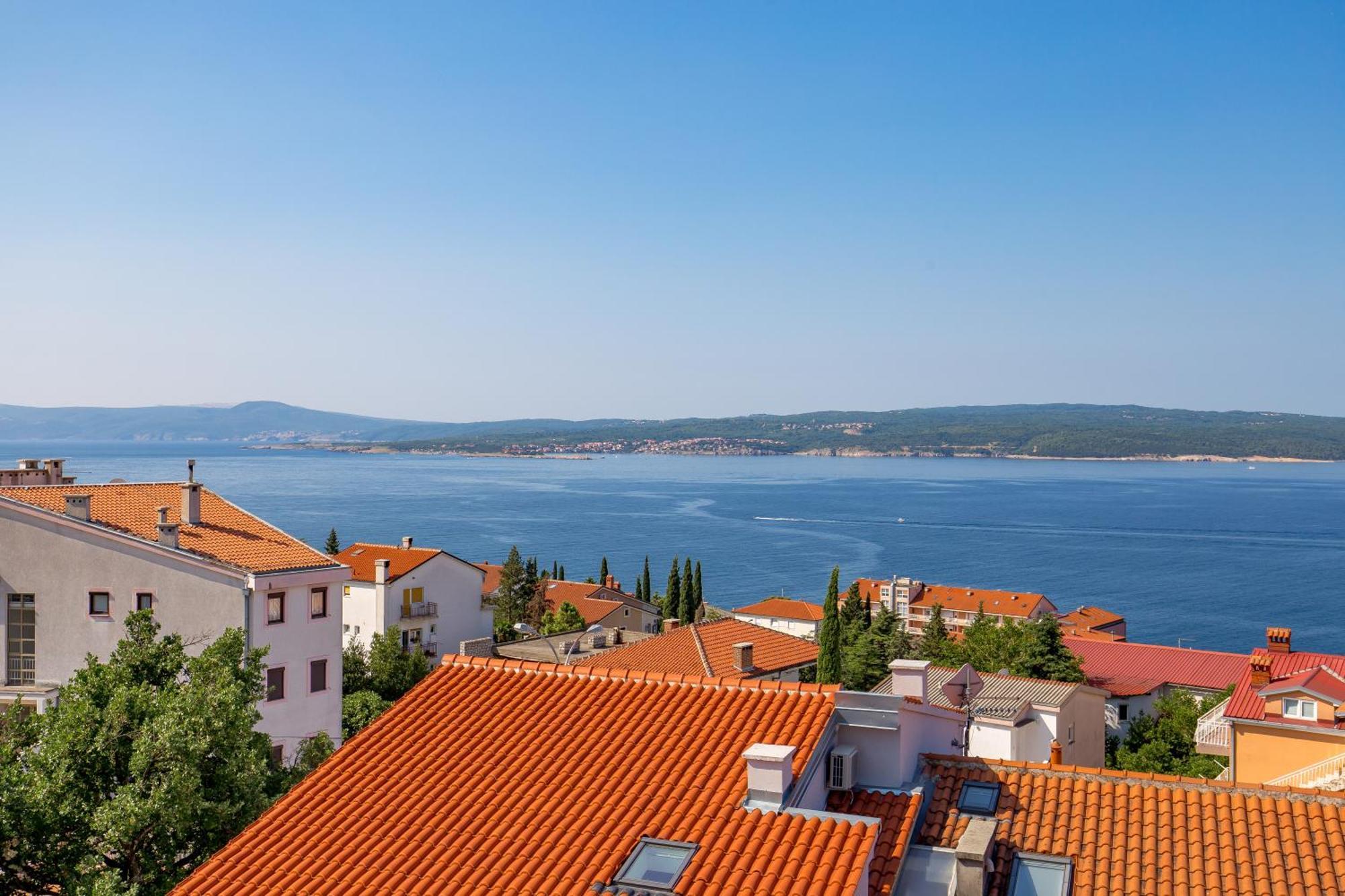 Apartman Frankola With Pool Crikvenica